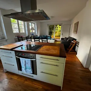 https://beautiful-house-in-zehlendorf.find-berlin-hotels.com